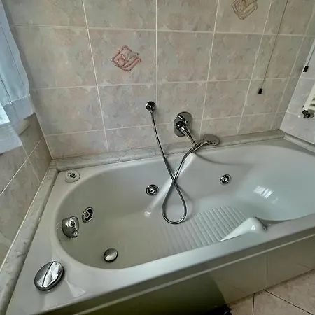 Casa Conchiglia * 瓦多利古雷